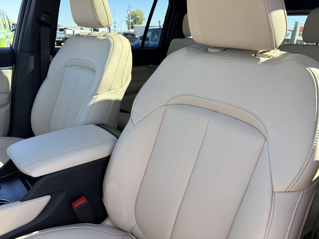 new 2025 Jeep Grand Cherokee L car, priced at $54,140