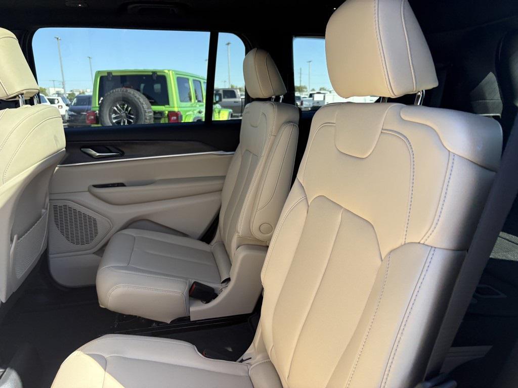 new 2025 Jeep Grand Cherokee L car, priced at $54,140