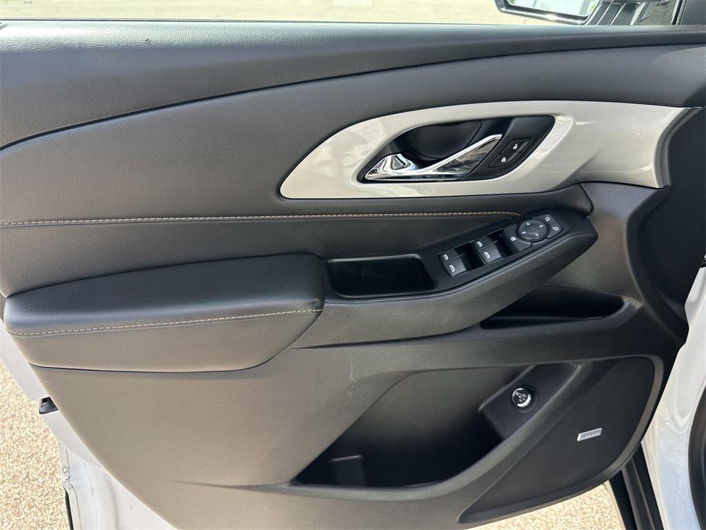 used 2019 Chevrolet Traverse car, priced at $27,730