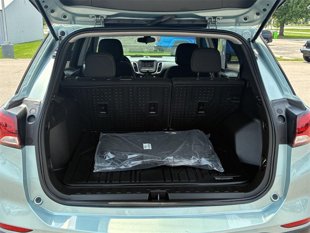 used 2022 Chevrolet Equinox car, priced at $22,950