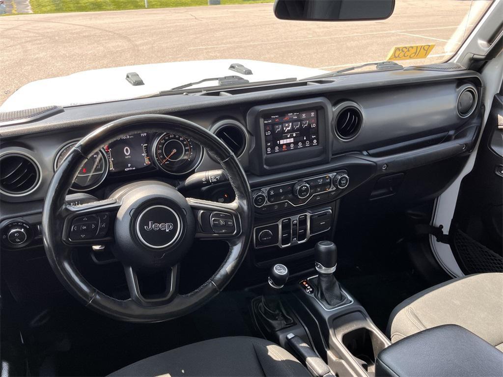 used 2021 Jeep Gladiator car, priced at $33,380