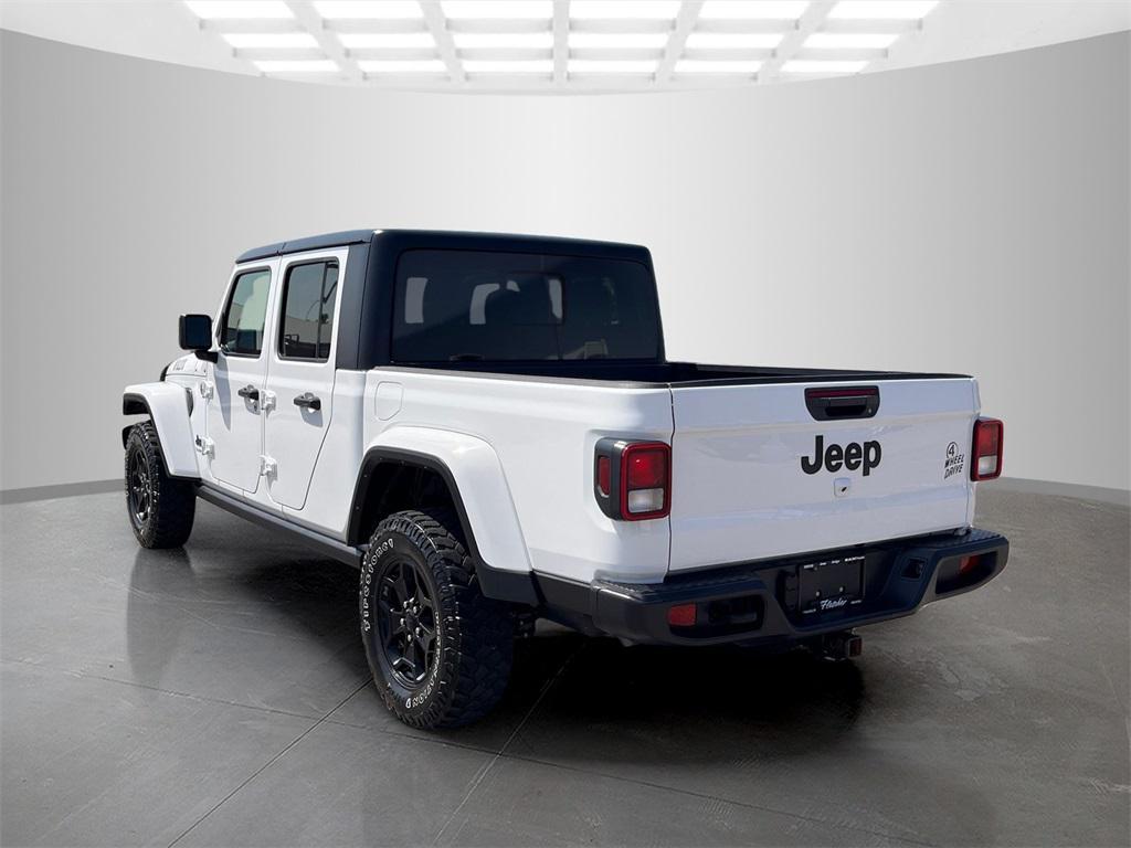 used 2021 Jeep Gladiator car, priced at $33,380