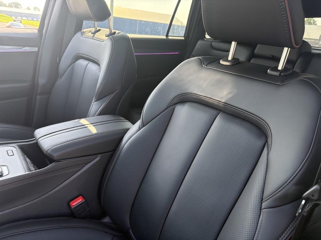 new 2025 Jeep Wagoneer S car, priced at $65,040