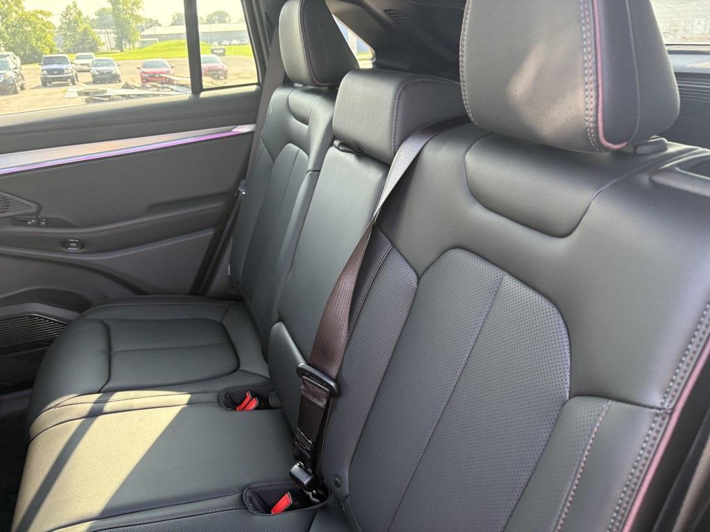 new 2025 Jeep Wagoneer S car, priced at $65,040