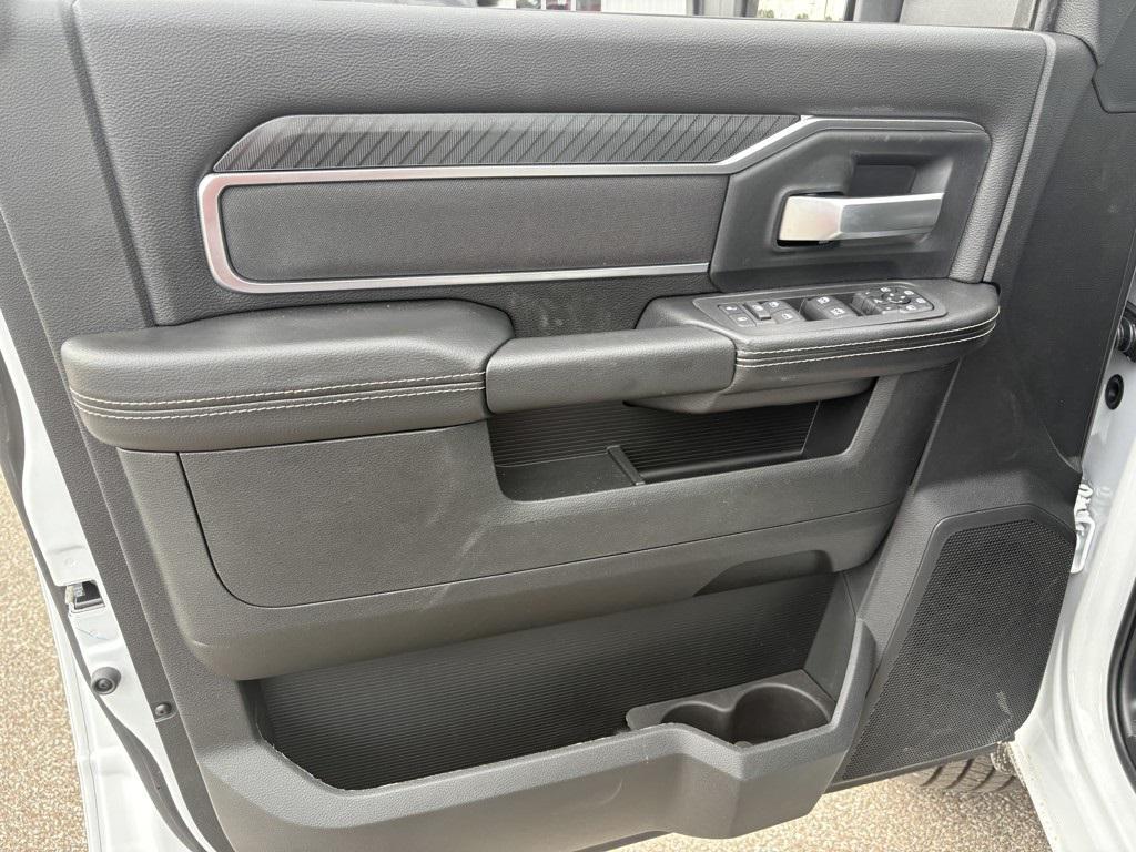 new 2025 Ram 2500 car, priced at $60,425