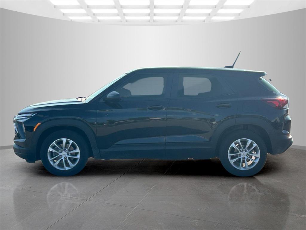 used 2024 Chevrolet TrailBlazer car, priced at $23,935