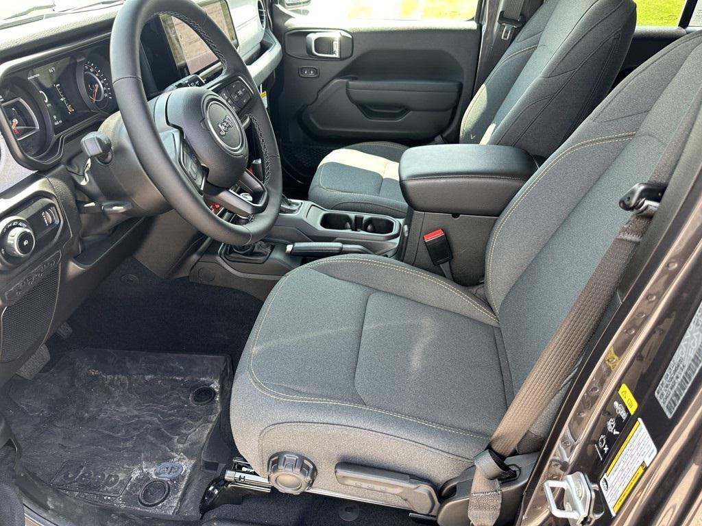 new 2025 Jeep Wrangler car, priced at $56,175