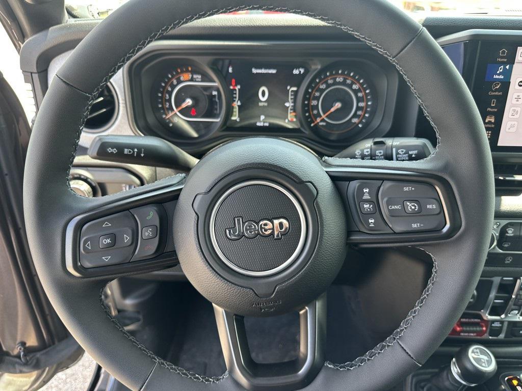 new 2025 Jeep Wrangler car, priced at $56,175
