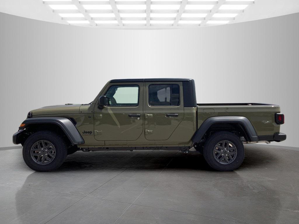 new 2025 Jeep Gladiator car, priced at $45,652