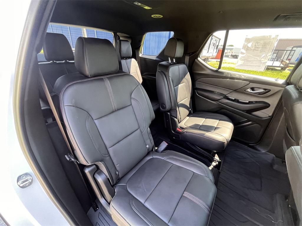 used 2023 Chevrolet Traverse car, priced at $39,958