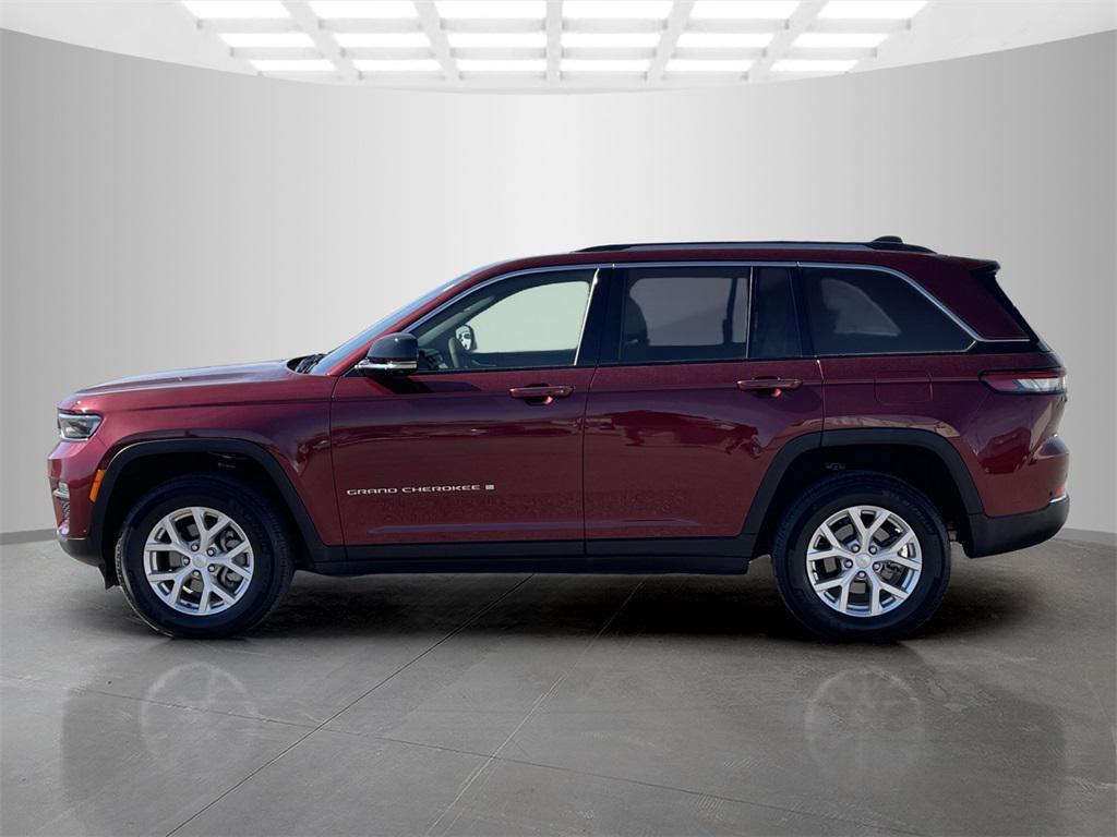 used 2024 Jeep Grand Cherokee car, priced at $37,440