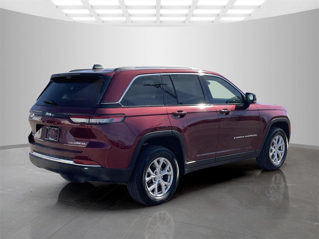 used 2024 Jeep Grand Cherokee car, priced at $37,440