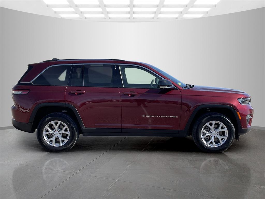 used 2024 Jeep Grand Cherokee car, priced at $37,440