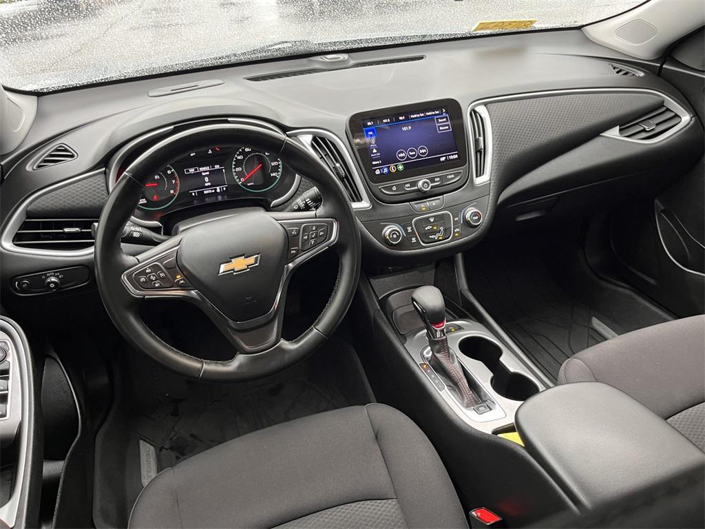 used 2024 Chevrolet Malibu car, priced at $25,417