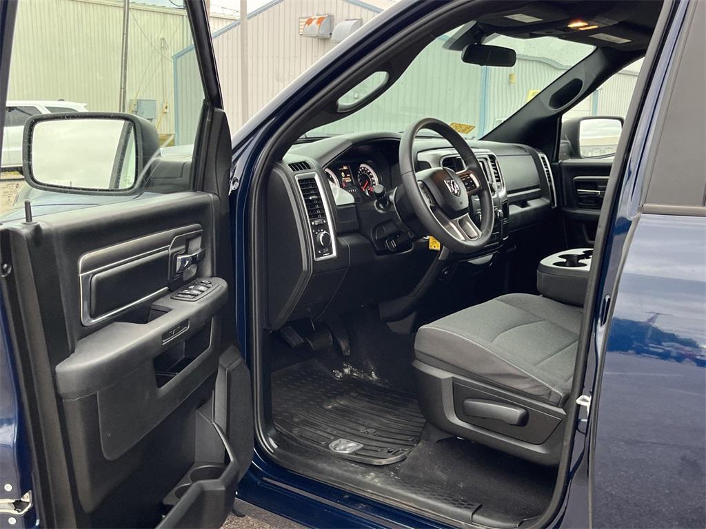 used 2022 Ram 1500 Classic car, priced at $34,153