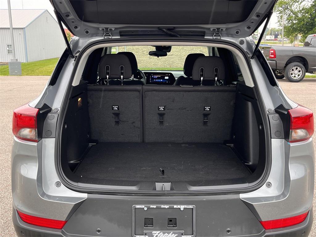 used 2024 Chevrolet TrailBlazer car, priced at $22,981