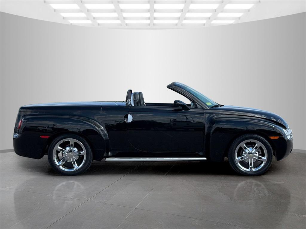 used 2005 Chevrolet SSR car, priced at $32,995