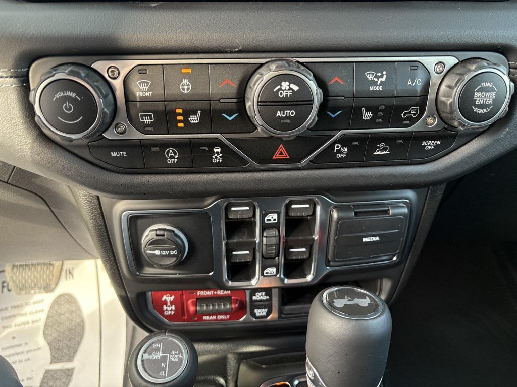 new 2025 Jeep Wrangler car, priced at $67,178
