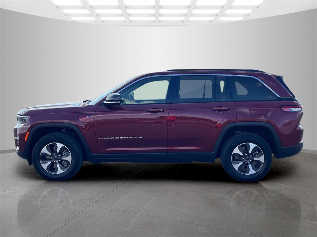 used 2024 Jeep Grand Cherokee car, priced at $34,440
