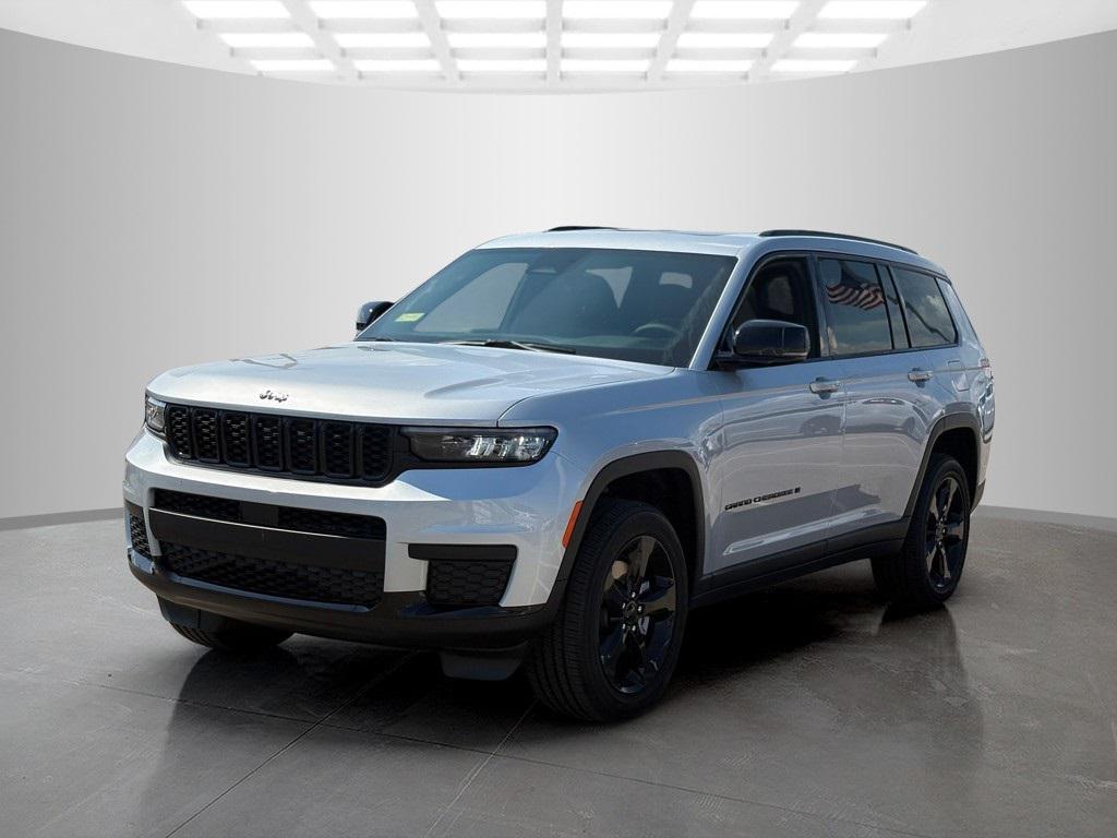 new 2025 Jeep Grand Cherokee L car, priced at $51,370