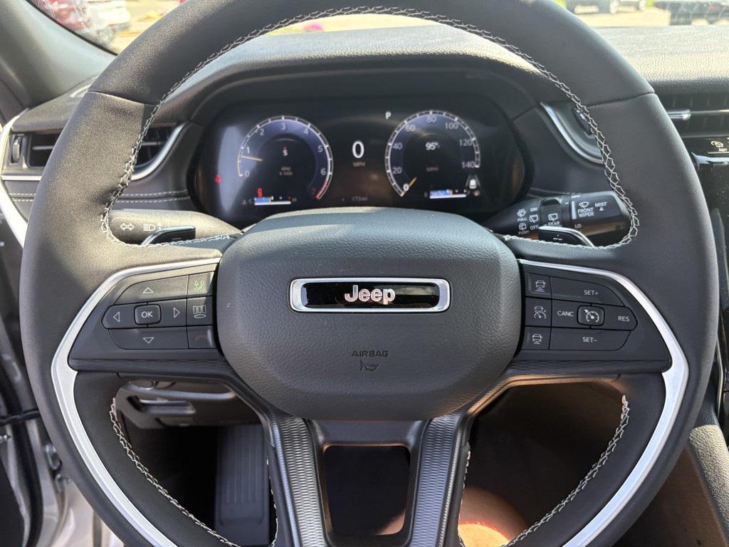 new 2025 Jeep Grand Cherokee L car, priced at $51,370