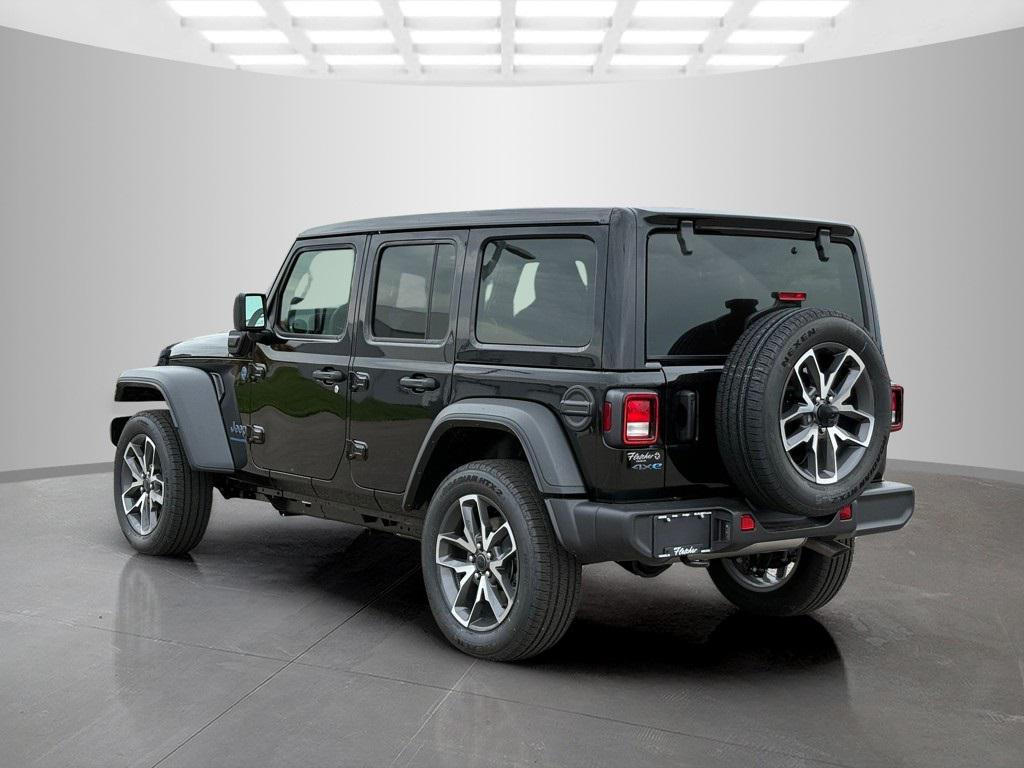 new 2025 Jeep Wrangler car, priced at $55,335