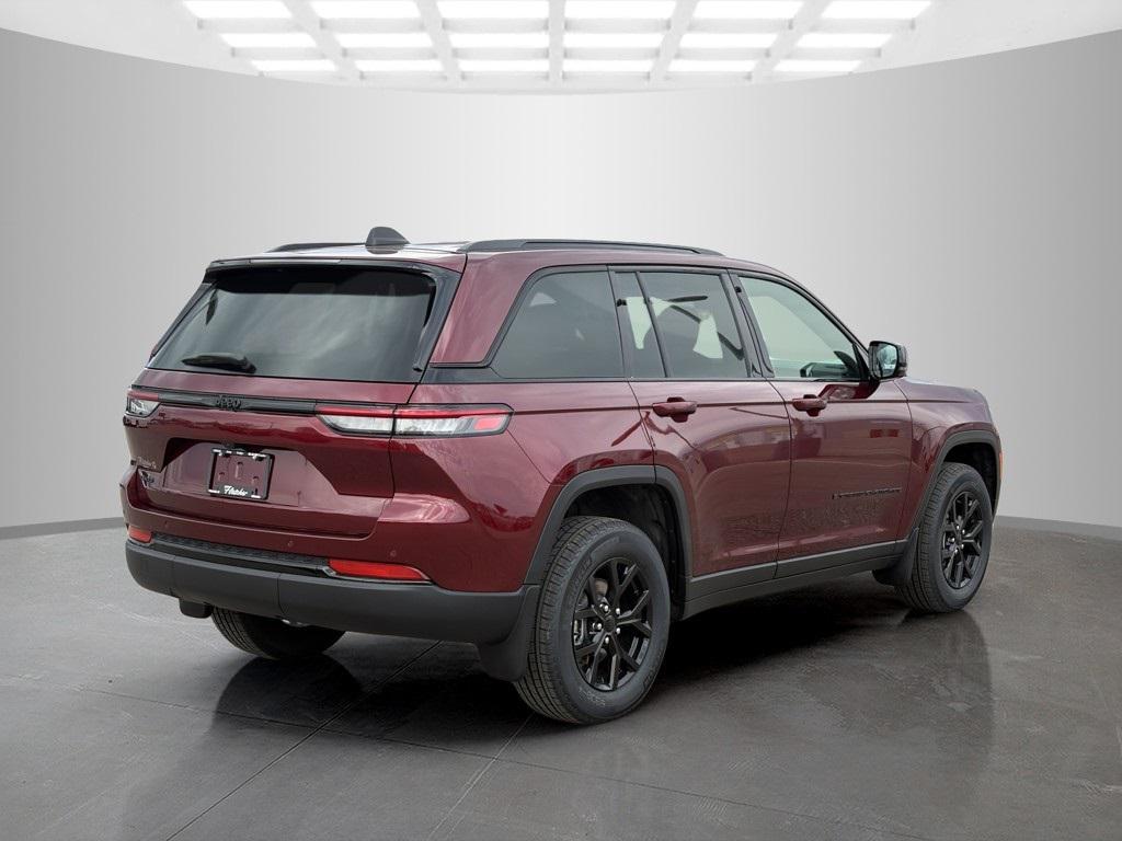 new 2025 Jeep Grand Cherokee car, priced at $44,524