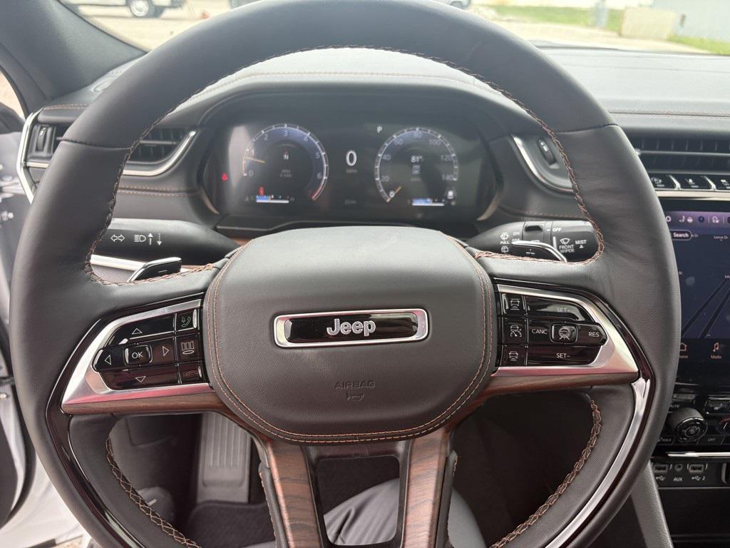 new 2025 Jeep Grand Cherokee L car, priced at $62,980