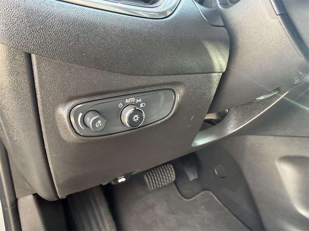 used 2023 Chevrolet Equinox car, priced at $23,229