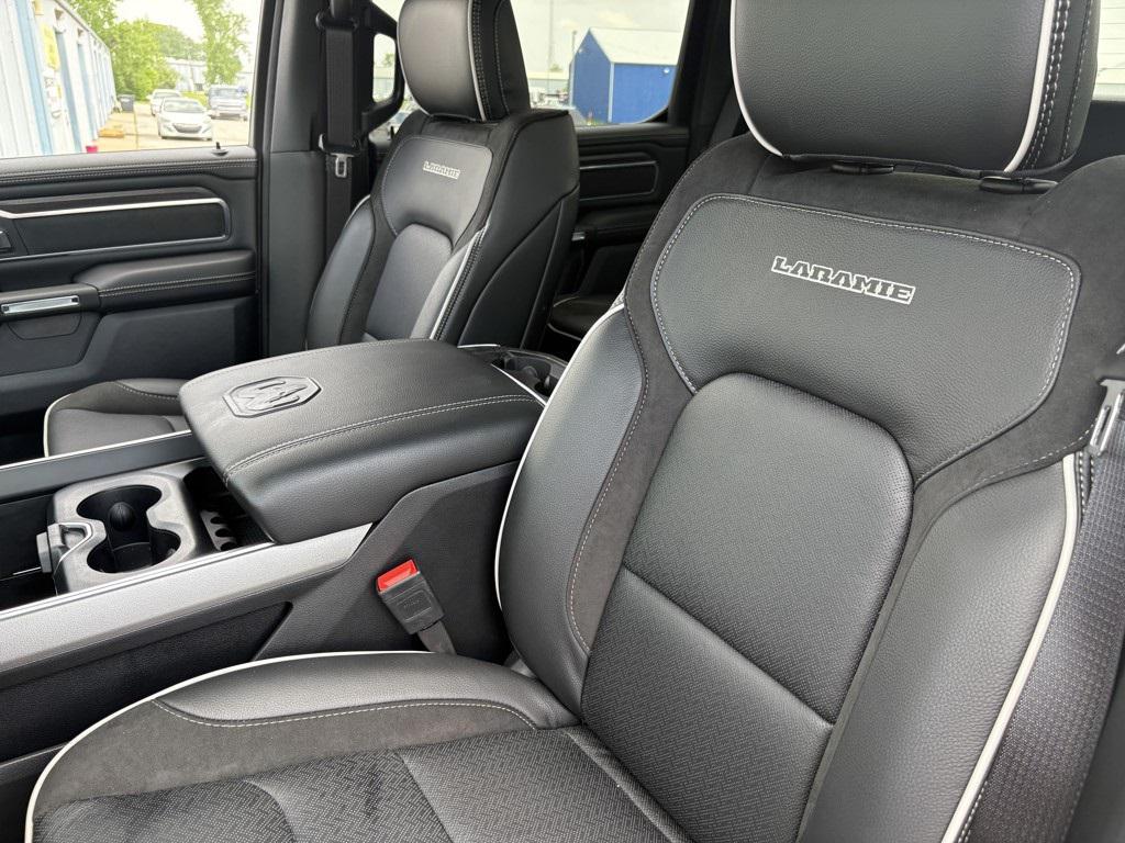 new 2025 Ram 1500 car, priced at $63,052