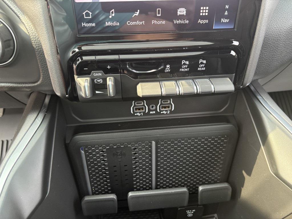new 2025 Ram 1500 car, priced at $63,680