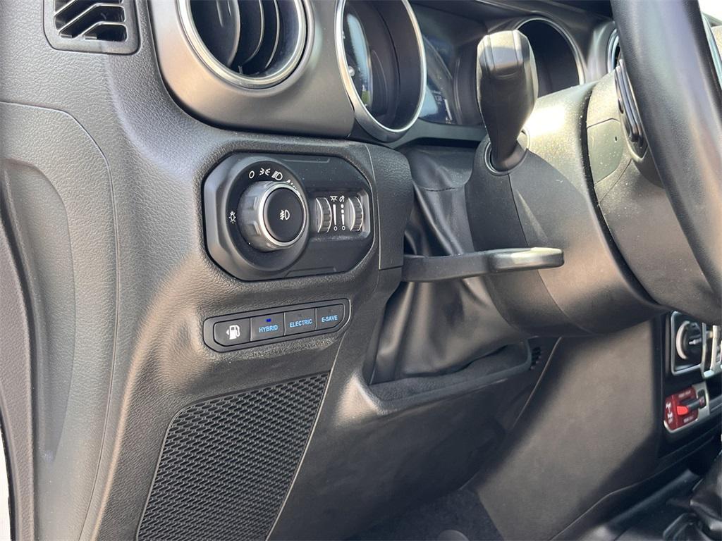 used 2022 Jeep Wrangler Unlimited car, priced at $38,995