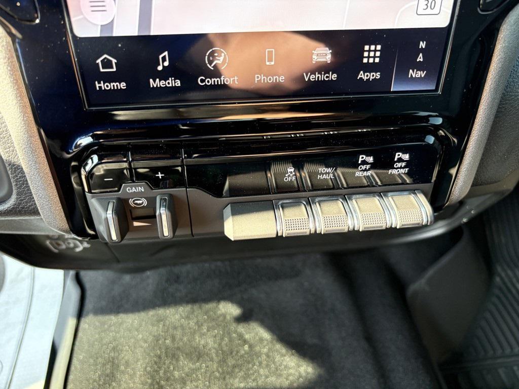 new 2025 Ram 2500 car, priced at $58,825