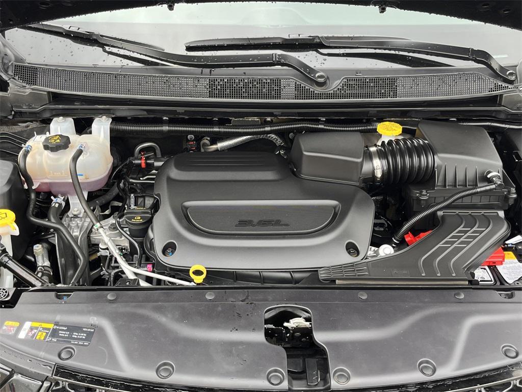 used 2024 Chrysler Pacifica car, priced at $39,979