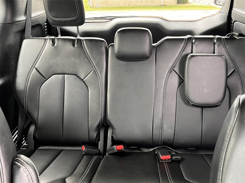 used 2024 Chrysler Pacifica car, priced at $39,979