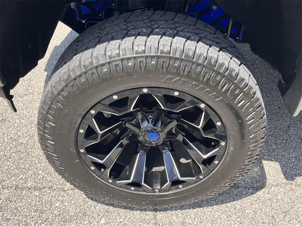 used 2019 Chevrolet Silverado 1500 car, priced at $45,240
