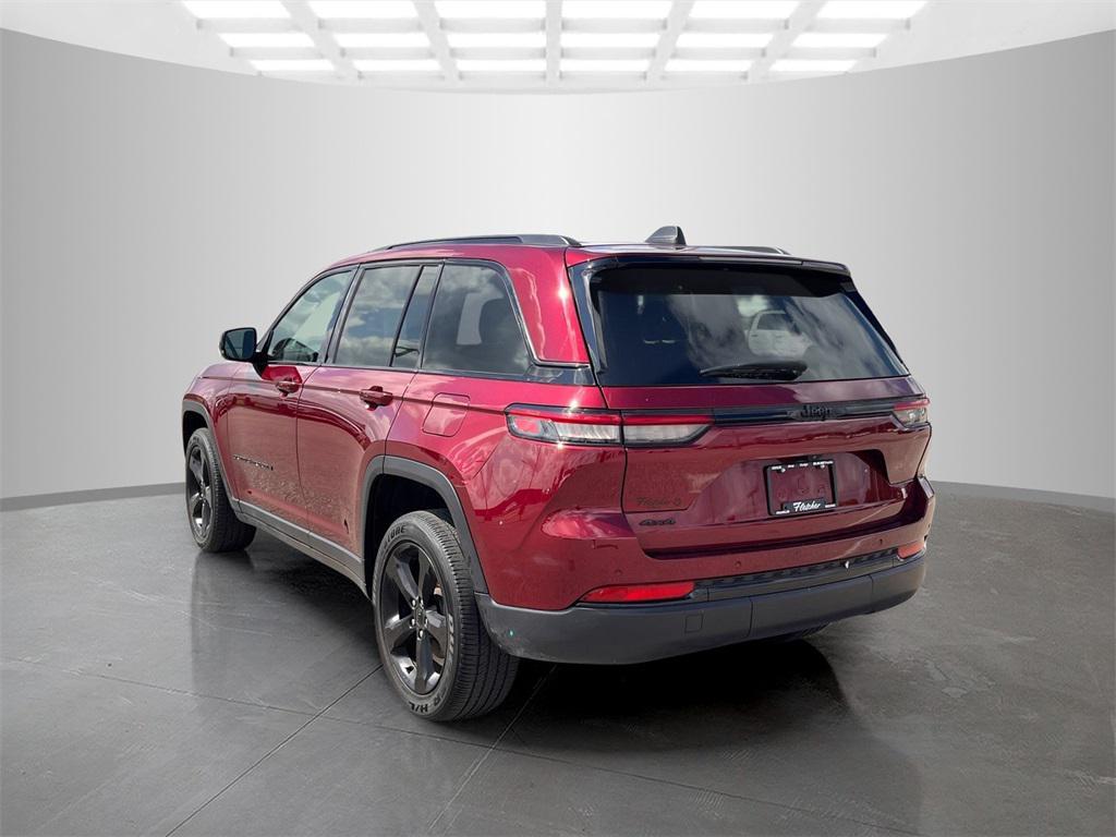 used 2024 Jeep Grand Cherokee car, priced at $31,940