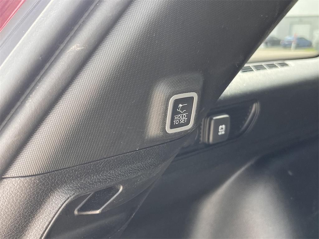 used 2024 Jeep Grand Cherokee car, priced at $31,940