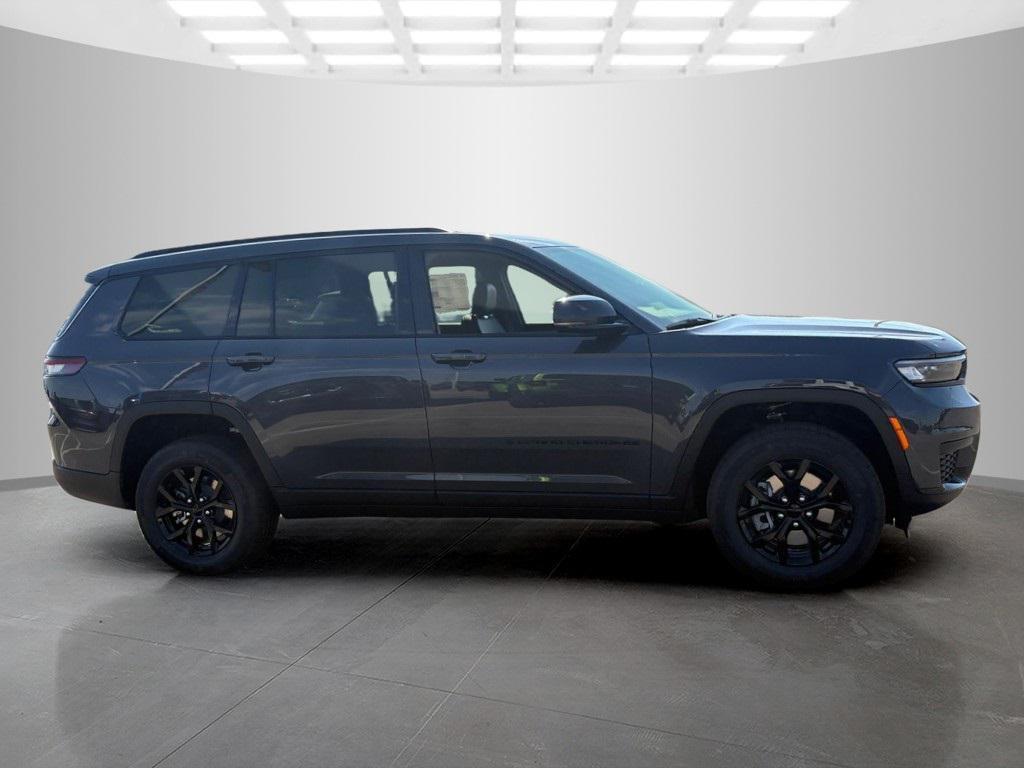 new 2025 Jeep Grand Cherokee L car, priced at $48,230