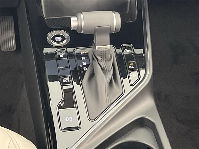 new 2025 Kia Niro car, priced at $30,158
