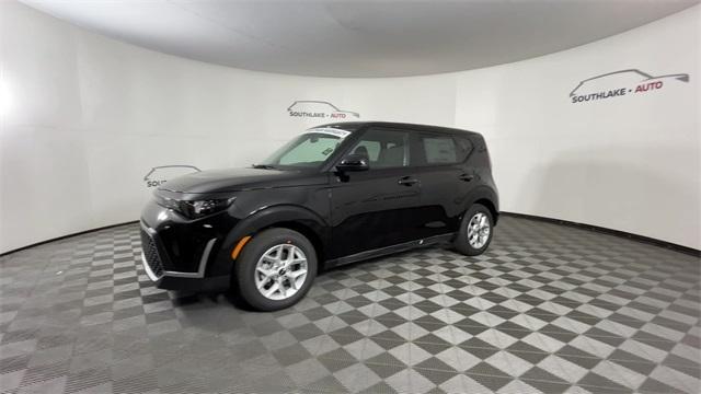 new 2025 Kia Soul car, priced at $20,776