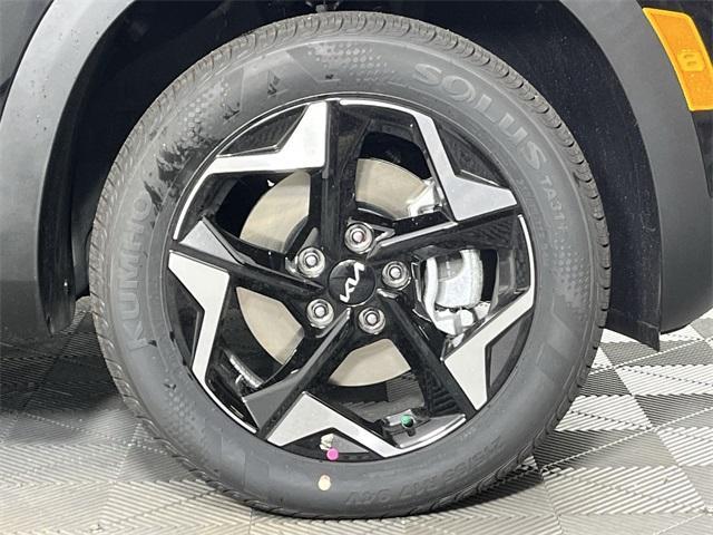 new 2025 Kia Seltos car, priced at $29,070