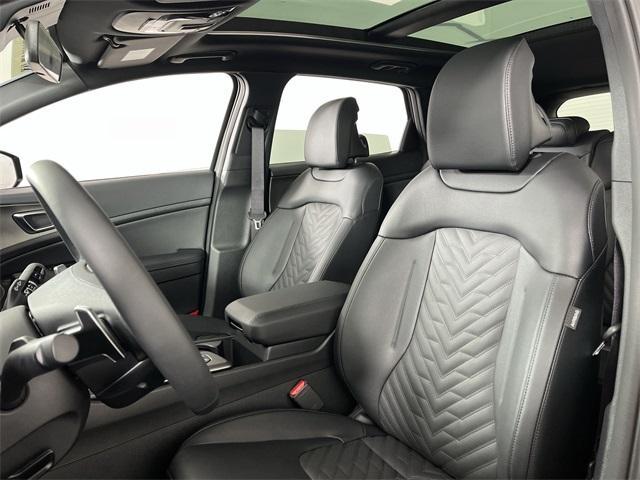 new 2026 Kia Sportage Hybrid car, priced at $35,025