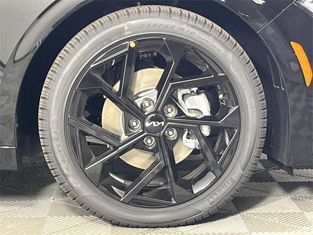 new 2026 Kia K5 car, priced at $31,044