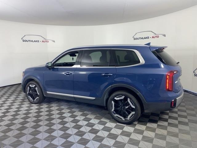 used 2023 Kia Telluride car, priced at $32,898