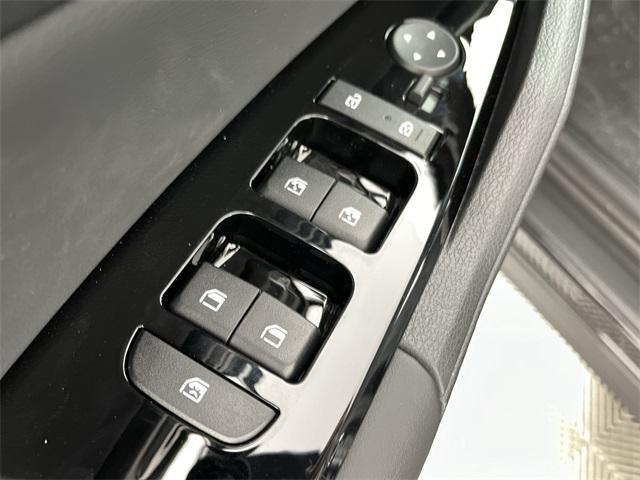 new 2025 Kia Sportage car, priced at $33,172