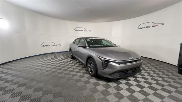 new 2025 Kia K4 car, priced at $23,202