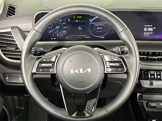 used 2024 Kia Seltos car, priced at $27,497