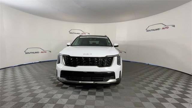 new 2025 Kia Sorento car, priced at $34,992