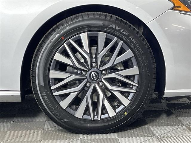 used 2023 Nissan Altima car, priced at $23,997
